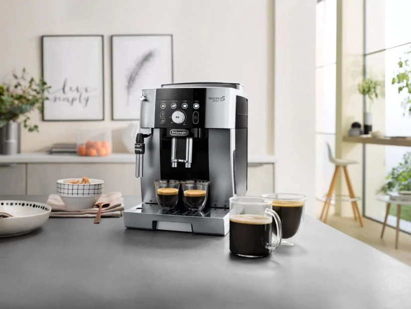 DeLonghi ECAM250.23.SB Magnifica S Smart Coffee Machine 5 DeLonghi ECAM250.23.SB Magnifica S Smart Coffee Machine - Image 5