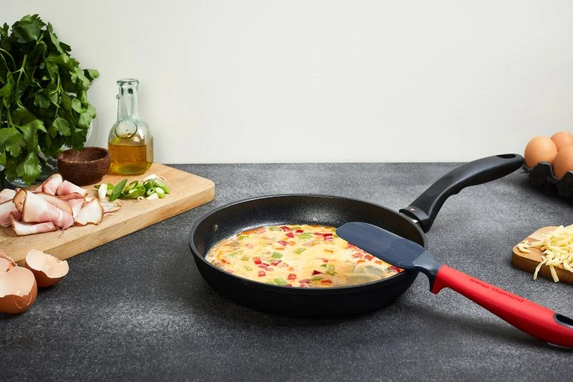 Swiss Diamond XD Induction Classic+ Fry Pan 4 Swiss Diamond XD Induction Classic+ Fry Pan - Image 4